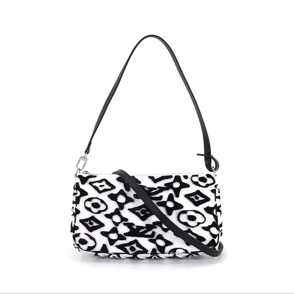 Louis Vuitton Monogram Pochette Accessoires *rare & limited edition*